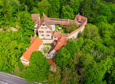 Germany, Bavaria, Altdorf bei Nurnberg, Drone view of Grunsberg Castle in spring