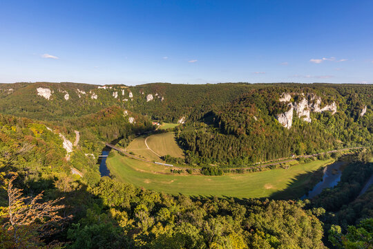 Germany, Baden-Wurttemberg, Scenic view of Danube Valley in summer seen from Rauher Stein lookout