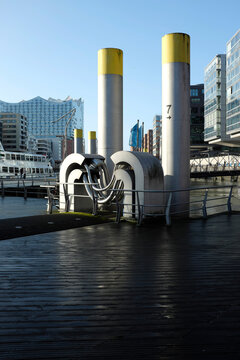 Jetty at Hafencity with Elbe Philharmonic Hall in the background, Hamburg, Germany