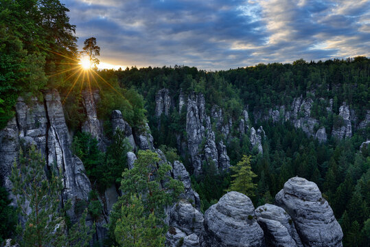 Germany, Saxony, Elbe Sandstone Mountains, Bastei area, Raaber Kessel at sunset
