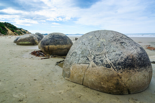 Moeraki Boulders, Koekohe Beach, South Island, New Zealand