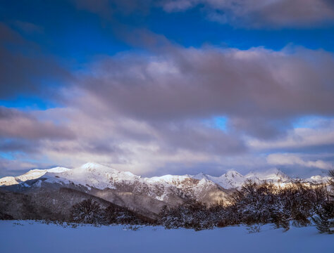 Spain, Asturias, Cantabrian mountains, Mompodre mountain massif