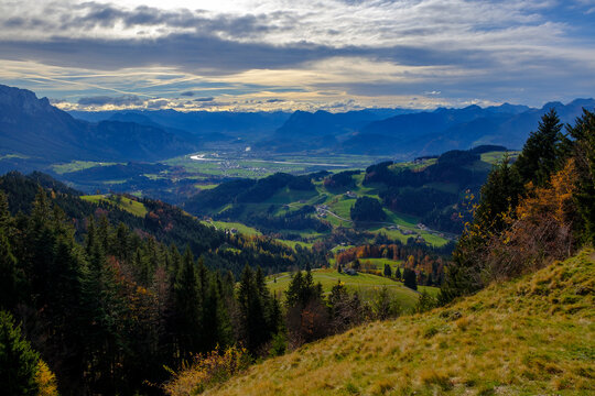 Germany, Bavaria, Upper Bavaria, Chiemgau, Sachrang Valley, near Sachrang, View from Karspitze to Inn Valley