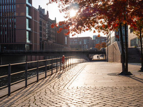 Brooktorkai promenade, HafenCity, Hamburg, Germany