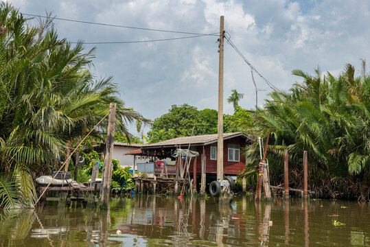 Dao Khanong channel, Bangkok, Thailand