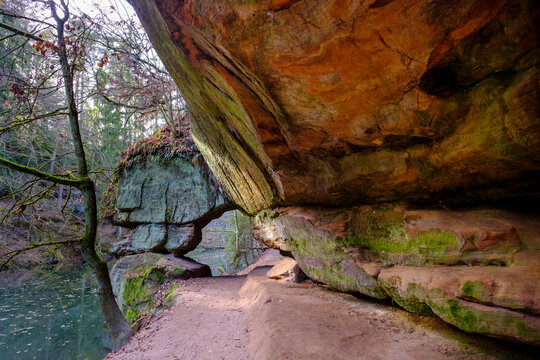 Germany, Bavaria, Gustav Adolf Cave in&Ocirc;&oslash;&Omega;Schwarzach&Ocirc;&oslash;&Omega;Gorge