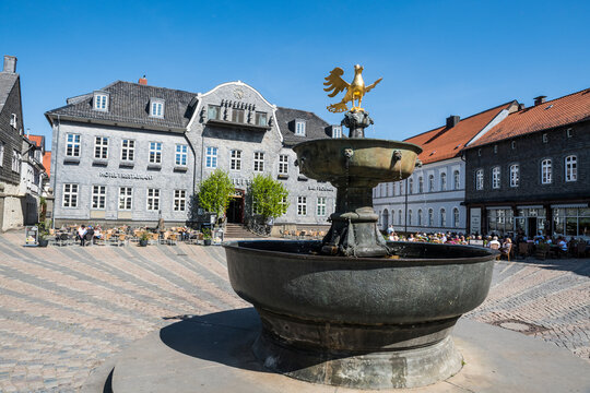Germany, Lower Saxony, Goslar, Market square fountain in historical town