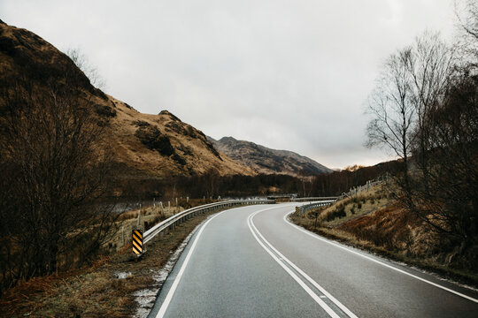 UK, Scotland, Highland, contry road