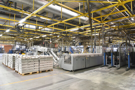 Machines for transport and sorting plant in a printing shop