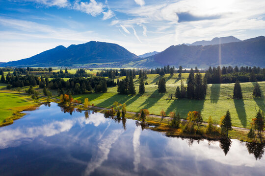 Germany, Bavaria, Halblech, Aerial view of&Ocirc;&oslash;&Omega;Hegratsrieder See lake in Tannheim Mountains
