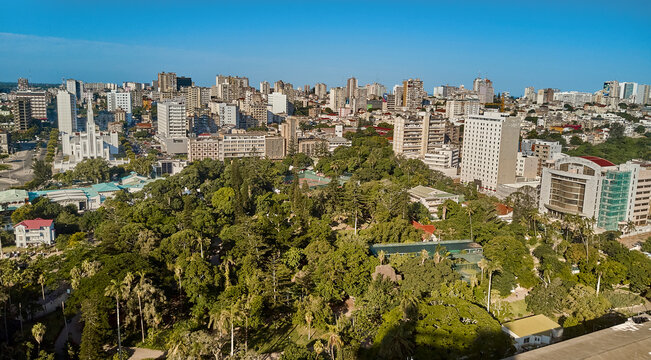 Mozambique, Maputo, Aerial view of public park in Baixa de Maputo district