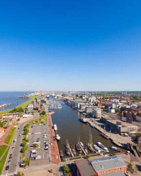 Germany, Bremen, Bremerhaven, New Harbour, Weser