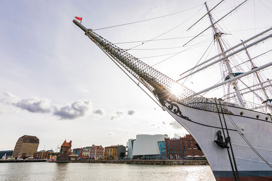 Germany, Mecklenburg-Western Pomerania, Stralsund, Bow of Gorch Fock ship moored in harbor of coastal town