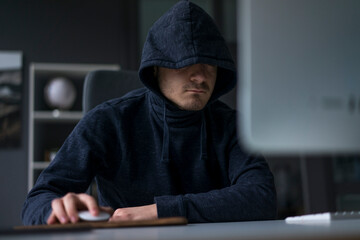 Anonymous teenager hacking PC