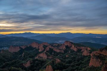 Fototapeta premium sunset in Las Medulas natural parkin León (Spain)
