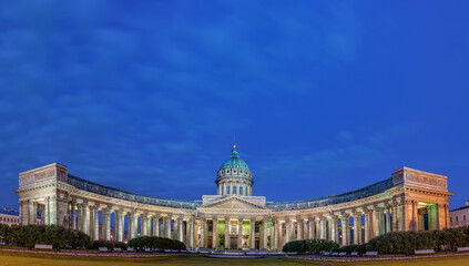 Fototapeta na wymiar Kazan Cathedral in St. Petersburg, Russia. White nights. Panorama