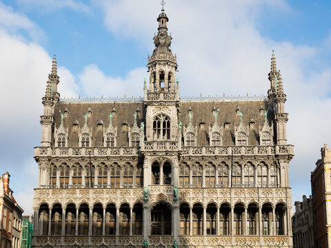 Belgium, Brussels, Grand Place, Maison du Roi, facade