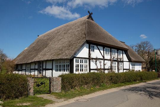 Historical fisherman's house, Neuendorf, Putbus, Ruegen, Germany