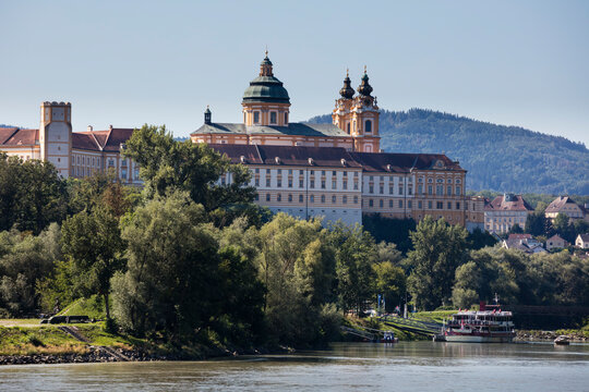Austria, Lower Austria, Melk, Green trees between Danube river and Melk Abbey