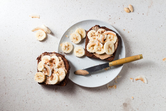 Chocolate bread with almond cream and banana