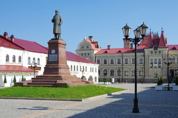 Obraz premium Rybinsk, Russia - May, 2021: Red Square is one of the most beautiful places in Rybinsk
