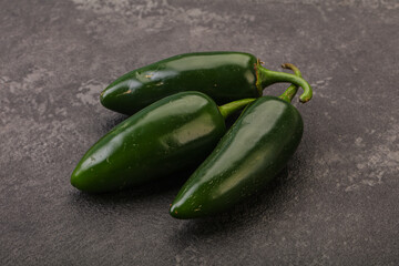 Green raw jalapeno peper heap