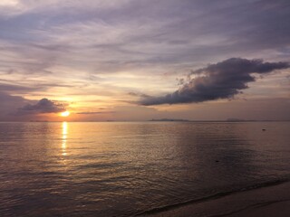 Obraz premium sunset over the sea
