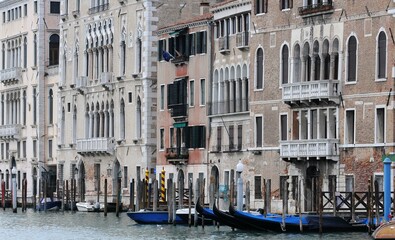 sur le canal à Venise