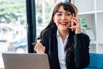 businesswoman works on her goals and succeeds