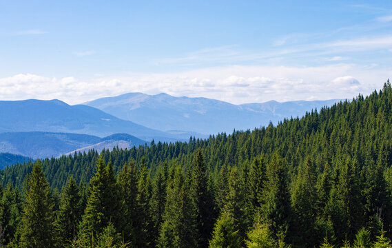 nature mountain landscape on the background of the sky © Serhii Holdin