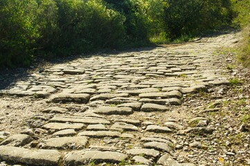 Pont,  vois Domitia et oppidum d'Ambrussum.