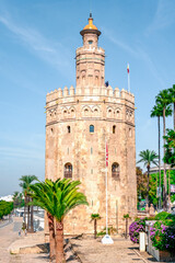 Fototapeta na wymiar torre del oro seville