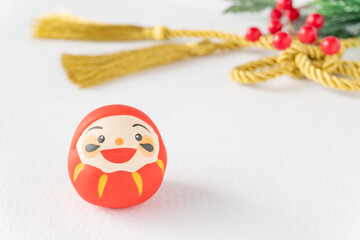 笑顔の福だるまと金の和紐　南天