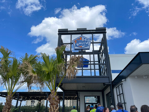 The Exterior And Entrance Sign Of A White Castle Fast Food Restaurant In Orlando, Florida.