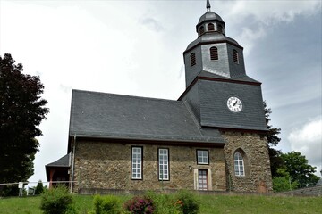 Fototapeta na wymiar Evangelische Kirche in Biebertal-Krumbach