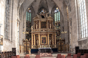 Obraz premium QUEDLINBURG, GERMANY - OCTOBER 12, 2021: Quedlinburg Stiftskirche St Servatius in Germany