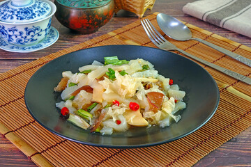 Spicy Mixed Mushrooms Salad, Thai style vegetarian food