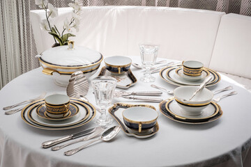 Old vintage antique royal
dishes and appliances