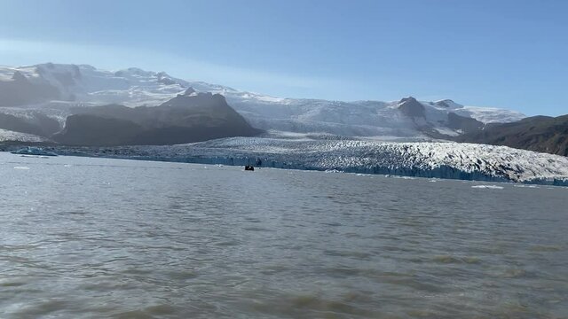 Boat tour in Fjallsárlón Ice Lagoon in Iceland