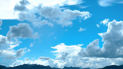 Fototapeta premium Horizon mountains and dramatic twilight sky and clouds sunset background.