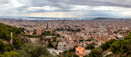 Naklejka premium Panoramic view of the city of Barcelona seen from above