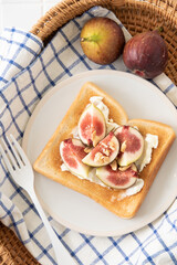 いちじくのトースト