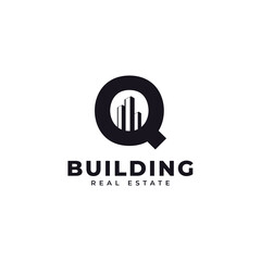 Obraz premium Real Estate Icon. Letter Q Construction with Diagram Chart Apartment City Building Logo Design Template Element