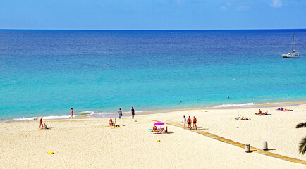 Fototapeta premium Faro y Playa de Morro Jable en Jandia, Fuerteventura, Las Palmas, Islas Canarias, España, Europa 