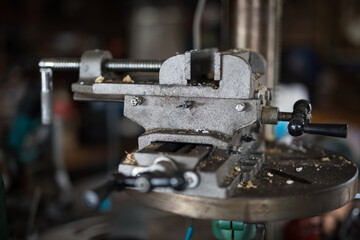 Metal vice