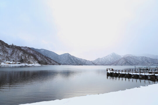 lake and mountains in winter