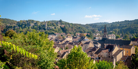  Cité médiévale de Crémieu en Isère