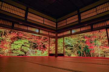 Obraz premium 秋の京都・南禅寺の紅葉