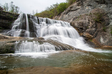 Obraz premium waterfall in the forest