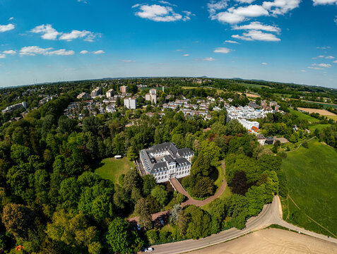 Luftbild Panorama Laurensberg Aachen Schloss Rahe Schlosspark